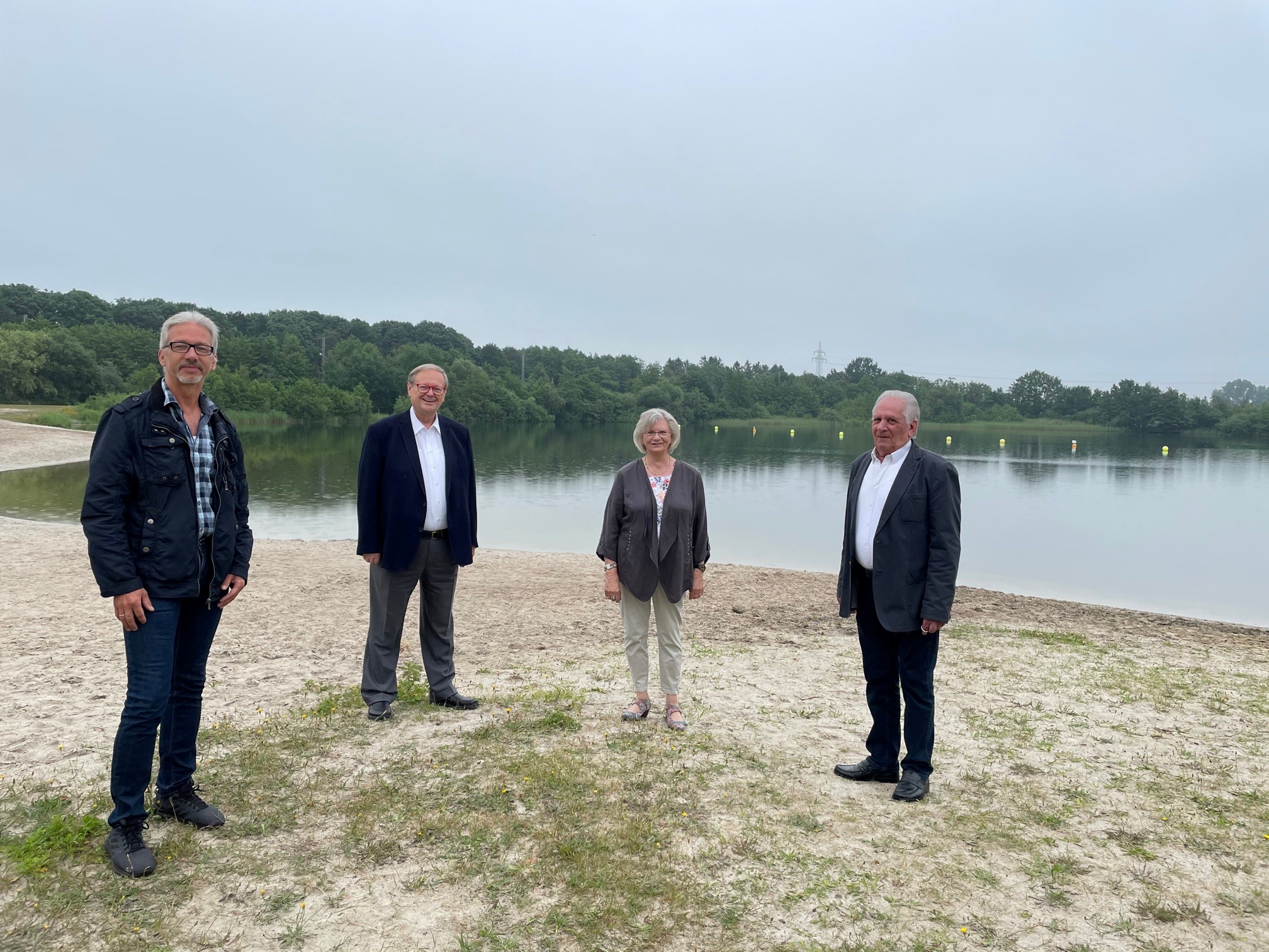 Sie brachten die Namensgebung auf den Weg: Jürgen Nannen, Dieter Baumann (Vorsitzender der CDU-Fraktion), Helga Martens und Wilfried Watz 